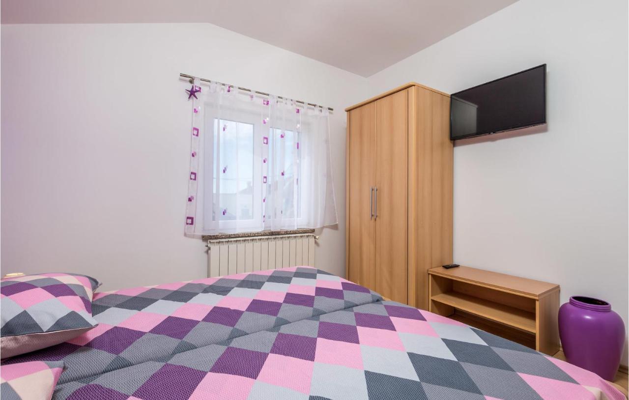 2 Bedroom Beautiful Apartment In Rukavac Rukavac  Exteriör bild